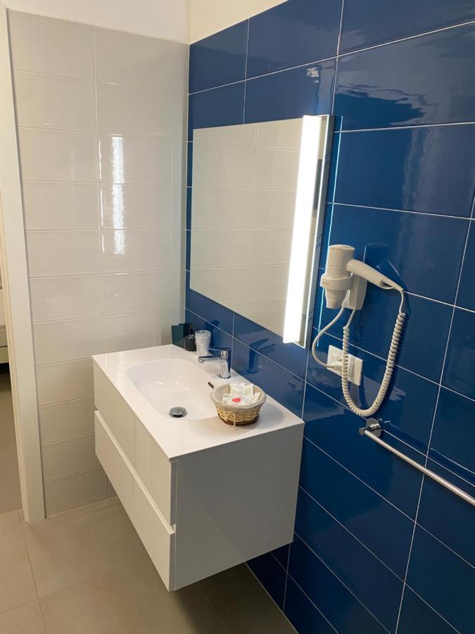 ברג'ג'י Torre Del Mare Rooms מראה חיצוני תמונה